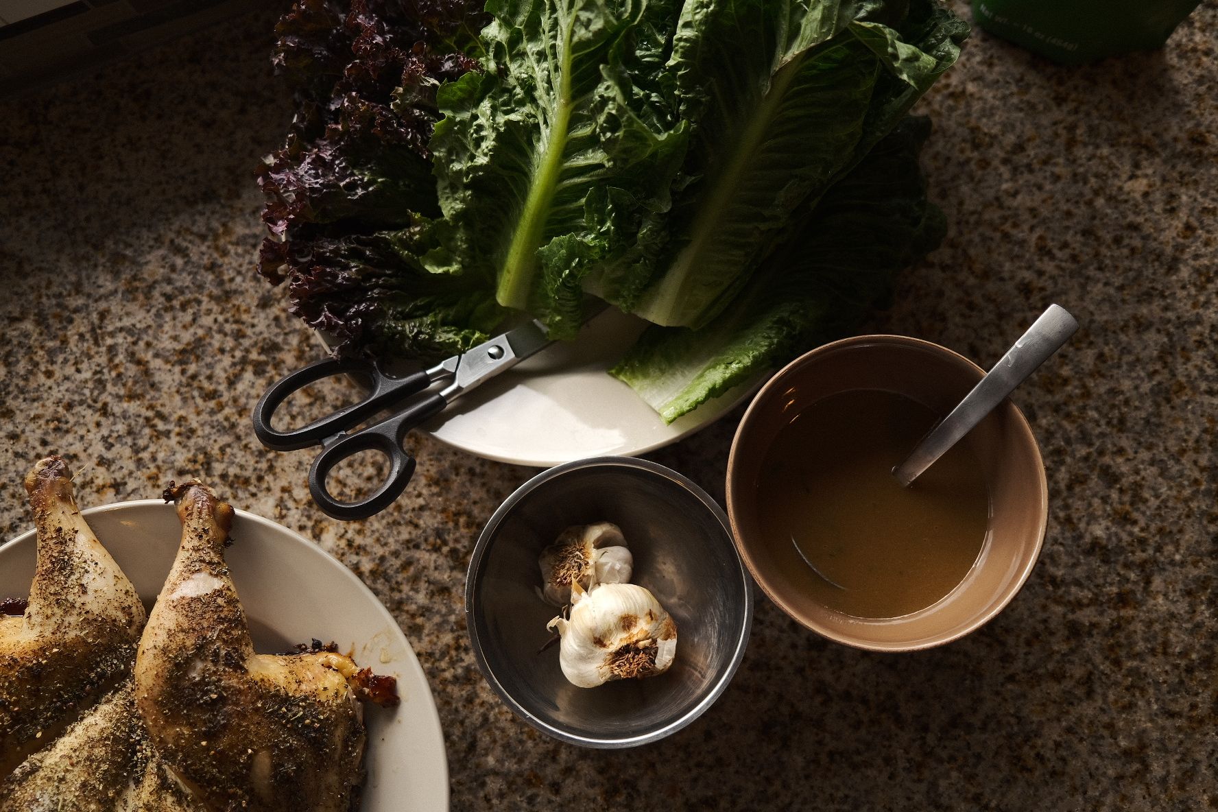 Romaine, roasted garlic, & salad vinaigrette 